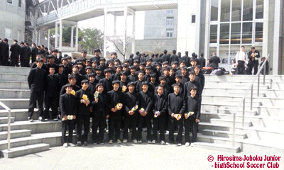 2011 LkwTbJ[ Ǝ