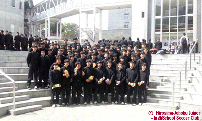 2011 LkwTbJ[ Ǝ
