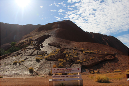 説明: C:\Users\akirakamikou\Pictures\2016.12.08 Uluru\IMG_3599.JPG